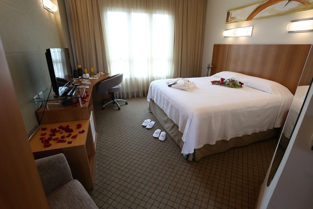 Bourbon Convention Hotel Joinville Bagian luar foto
